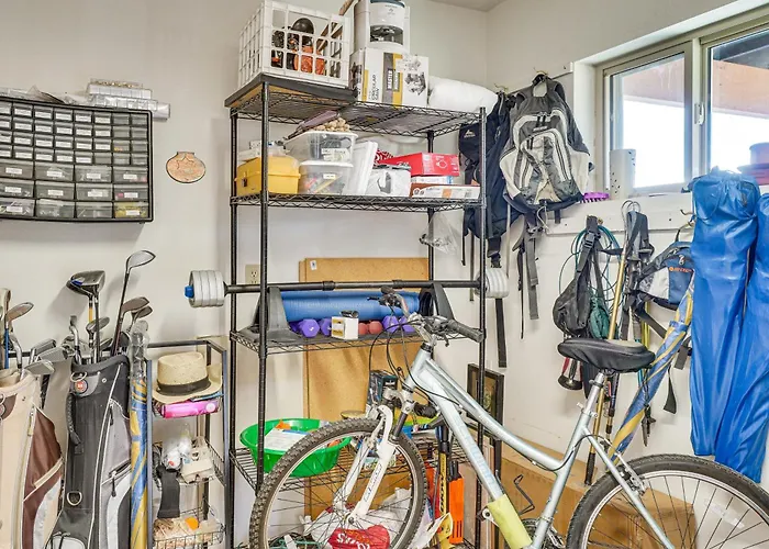 Modern Comfort In Vintage Green Valley | 2 Bikes * Green Valley
